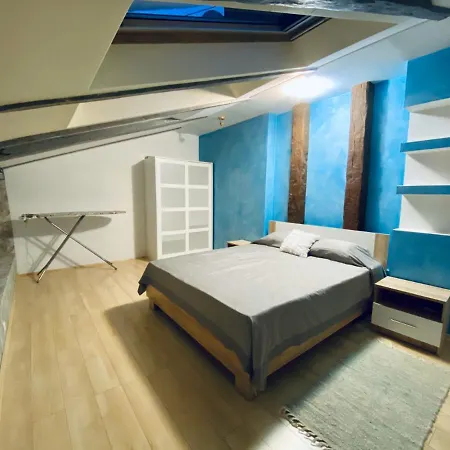 Apt In The Center Of The Town Near The Opera House Apartment